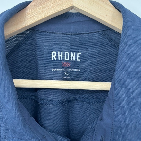 RHÔNE 2pc Navy and Red Polo men’s Shirt Sz XL performance golf lot - Picture 4 of 16